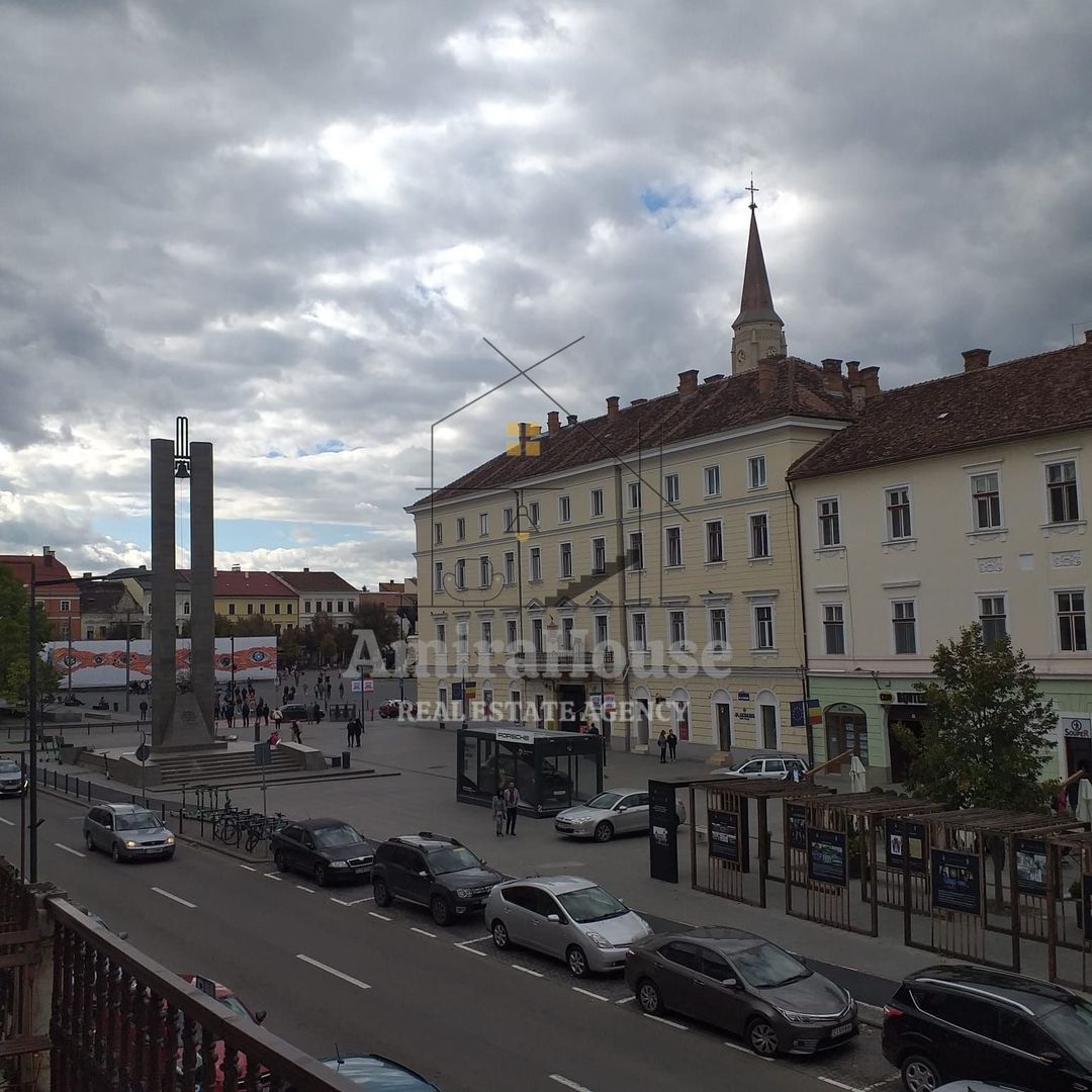 Apartament 3 camere, finisat, 75 mp si pod mansardabil, Bulevardul Eroilor - Poză 28