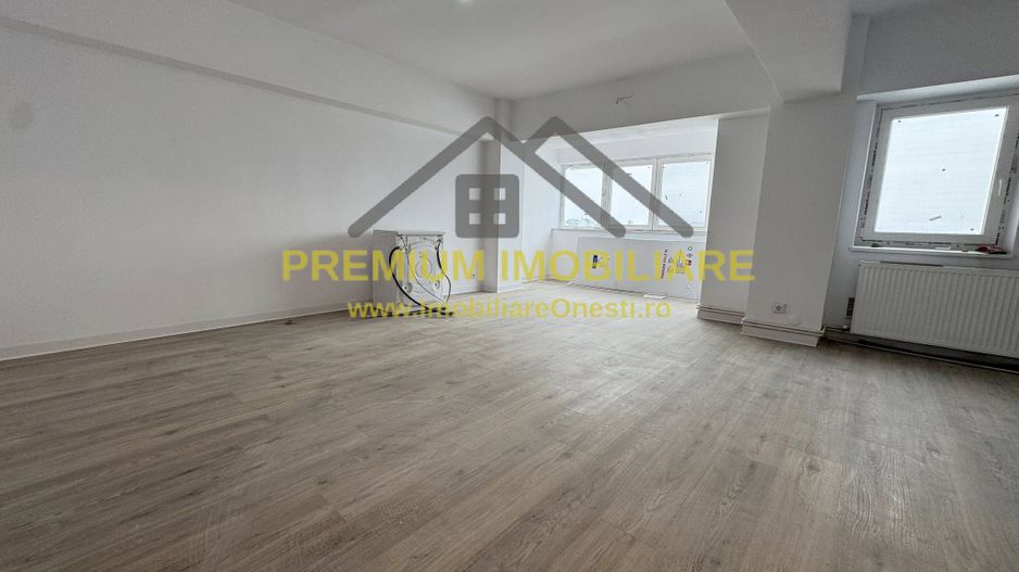 Garsoniera de vanzare - Zona de jos - Poză 1