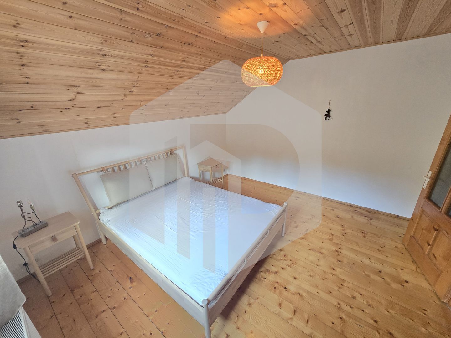 Casa individuala 4 camere teren 3825 mp Cisnadioara - Poză 15