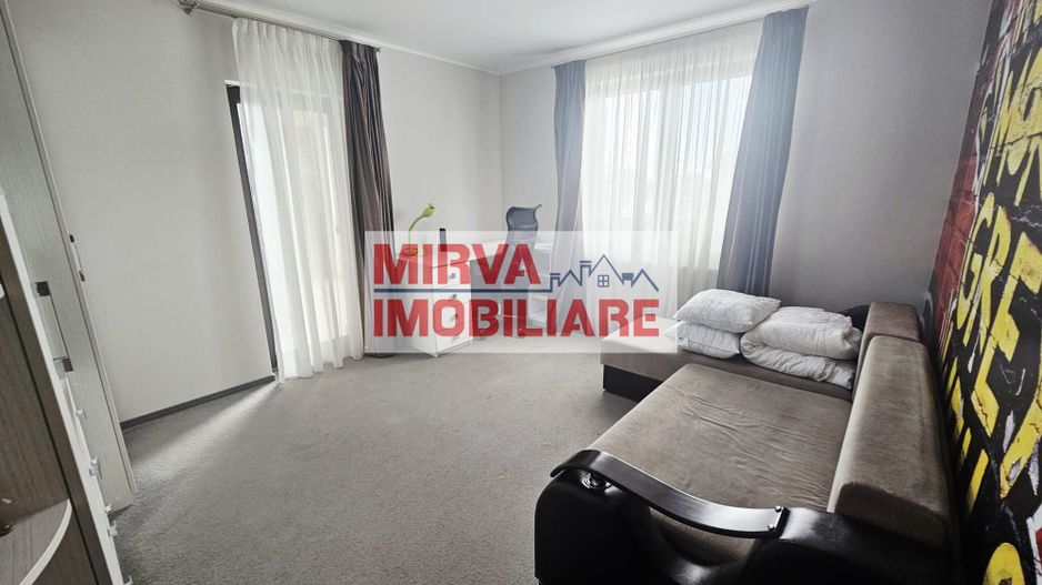 Vilă spațioasă Strejnicu S+P+1E+M, 8 camere, garaj, teren 595 mp - Poză 57