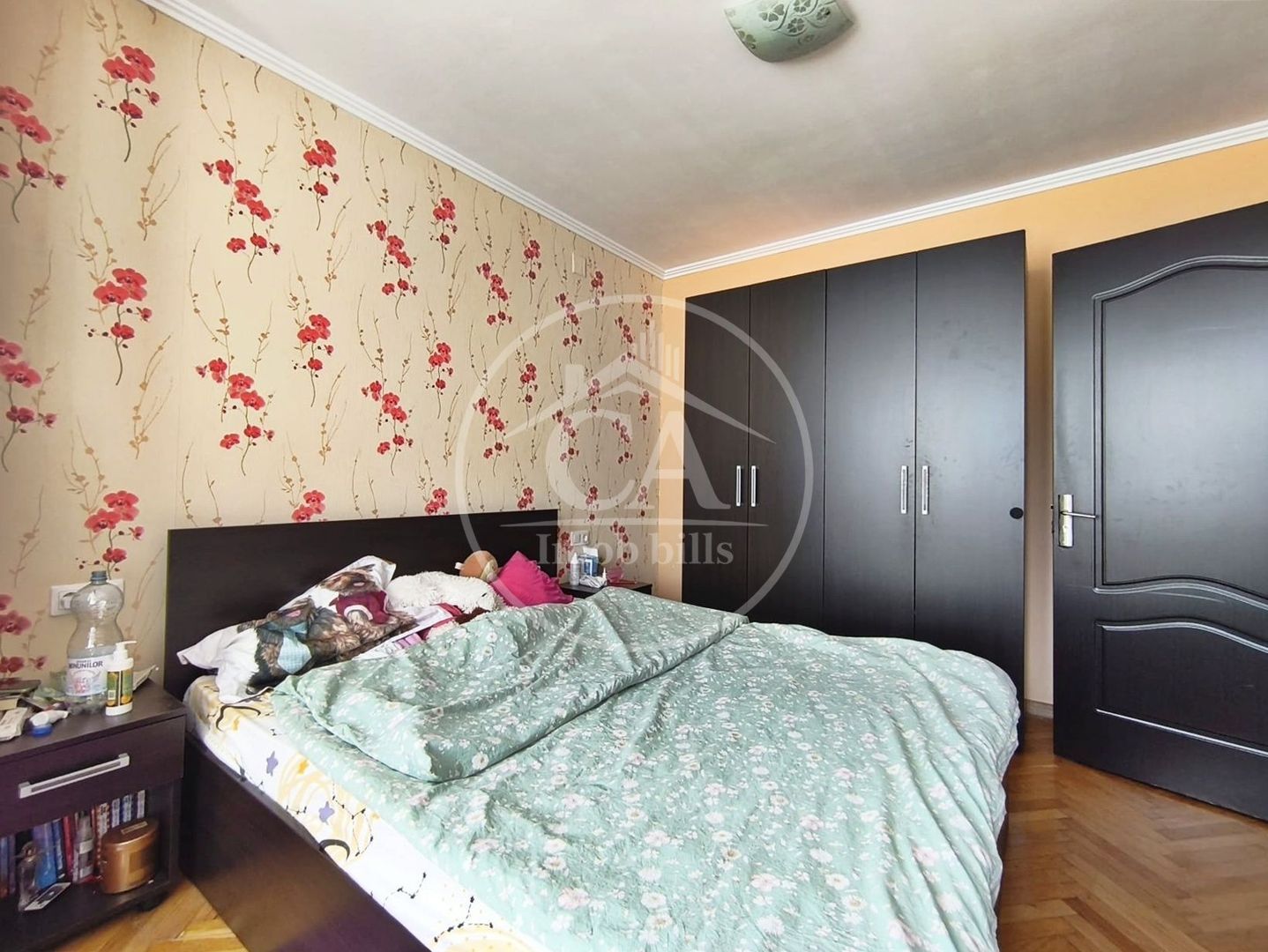 Apartament de vânzare cu 4 camere în zona Decebal, Oradea - Poză 9