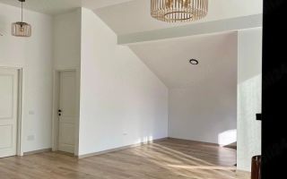 Casă + Garaj Spatios * Direct de la proprietar * Fără Comision * - Poză 5