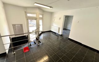 Spațiu Comercial, Trafic Pietonal Intens, Zona Piață - Cetate - Poză 3