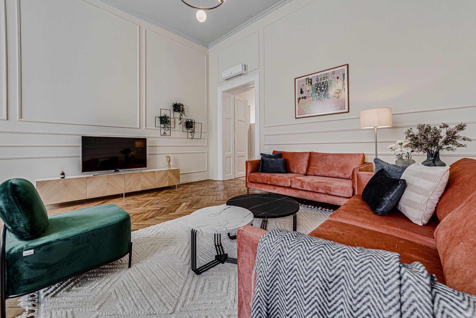 Apartament renovat in zona istorica - Poză 5