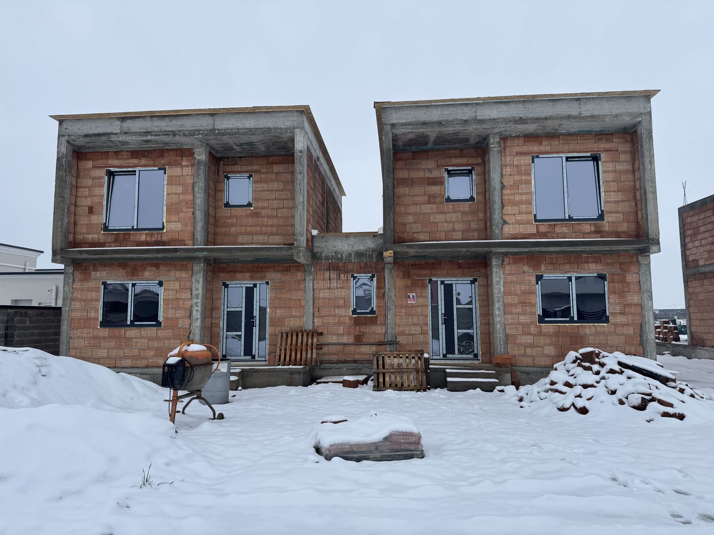 1/2 Duplex Sacalaz P+E,4Camere,2 Bai,Proiect Modern - Poză 1