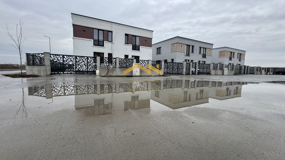 Bucovăț-Duplex-Proprietar - Poză 3