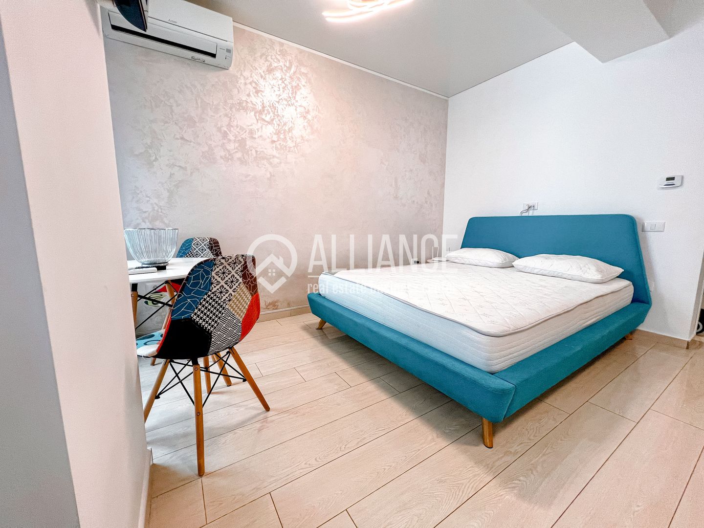 MAMAIA(COD 05)  - Studio Premium , Vedere spre Lac - Poză 8