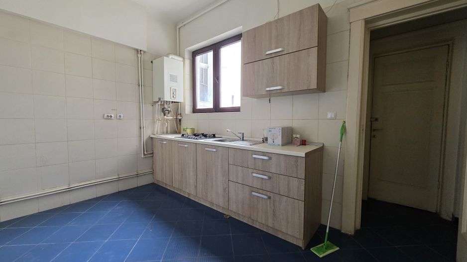 Apartament 4 camere de inchirat Armenasca Romana - Poză 20