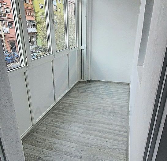 Apartament 2 camere etaj 1 balcon inchis pe Semaforului - Poză 5