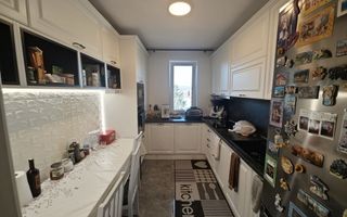 Apartament de 3 camere, 64mp, renovat, zona Iulius Mall - Poză 3