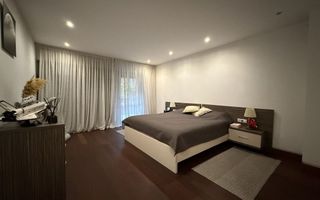 VANZARE 3 CAMERE - SEMIDECOMANDAT - CURTE - 2 LOC DE PARCARE - Poză 4