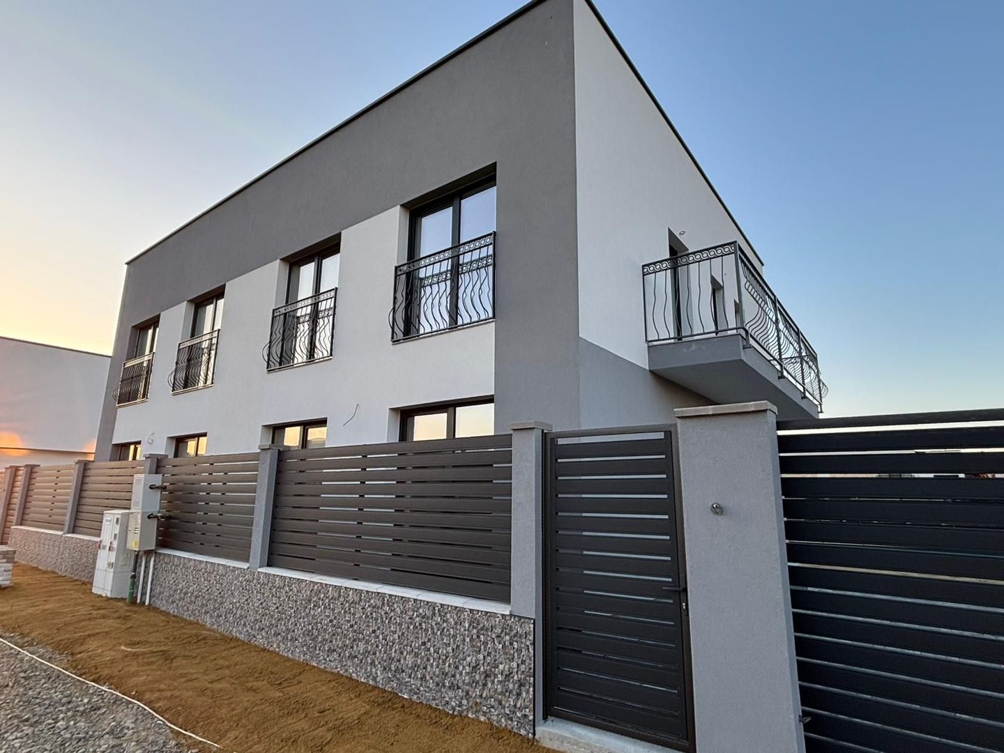 Casa cocheta 4 camere in Selimbar Triajului - Poză 31