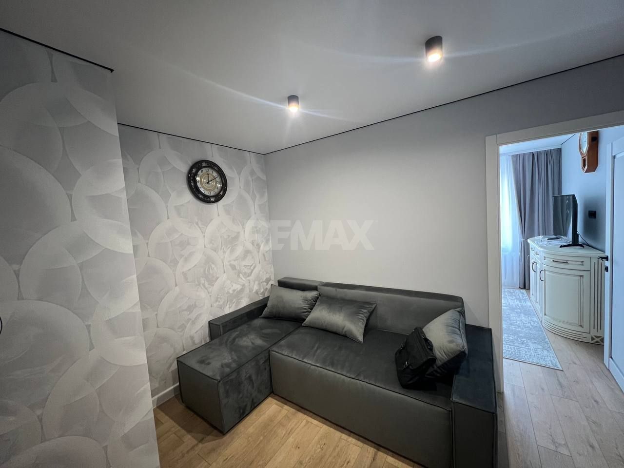 Apartament  cu 1 Cameră + Living pe Bd. Dacia, Botanica - Poză 5