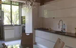 Apartament 3 camere de vanzare – Tiglina 2, stradal, renovat complet - Poză 1