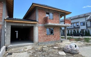 Casă individuală cu garaj , curte generoasă - Poză 23