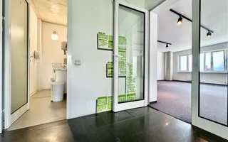Clădire de birouri în zona Centrală - Poză 22