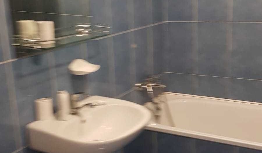 Închiriez apartament 2 camere, Decebal, spațios - Poză 6