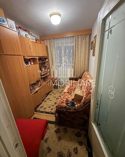 Apartament 2 camere decomandat Etaj 2 Zona Soarelui - Poză 2