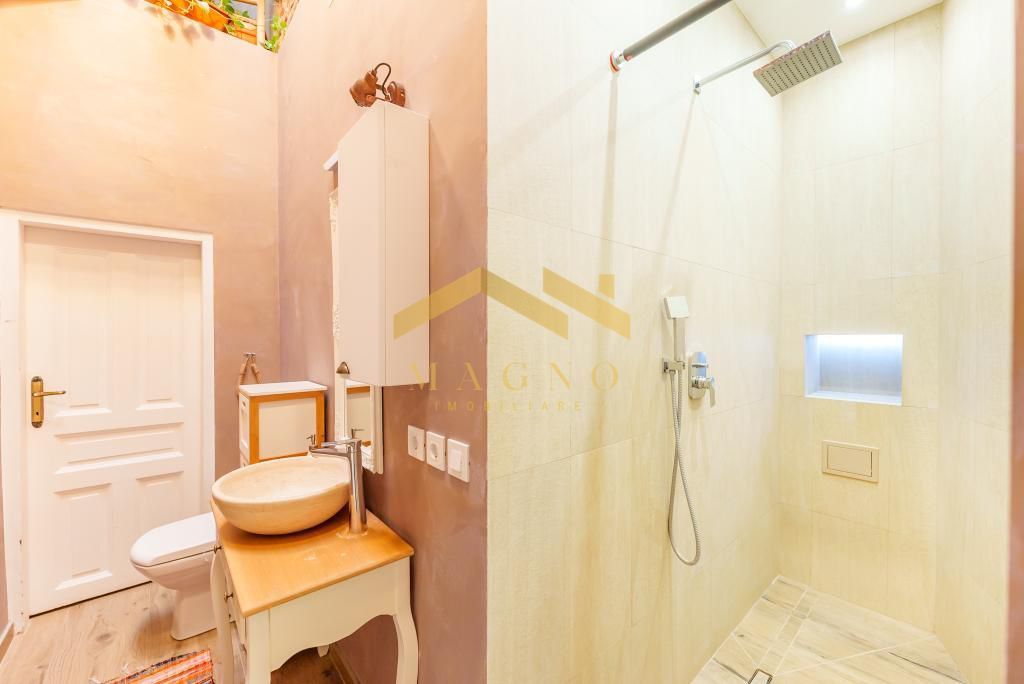 Apartament  superlux ,ultracentral de inchiriat . - Poză 17
