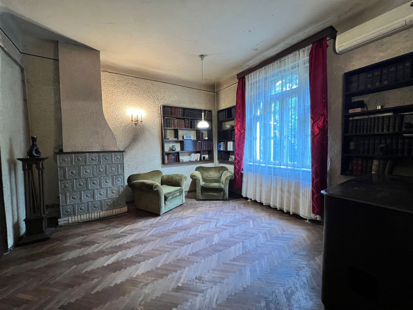 Casă interbelică de închiriat – Str. Barbu Văcărescu nr. 33 - Poză 11