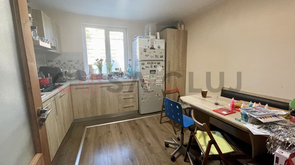 Imobil cu multiple posibilități de utilizare, cu doua locuri de parcare in curte - Poză 29