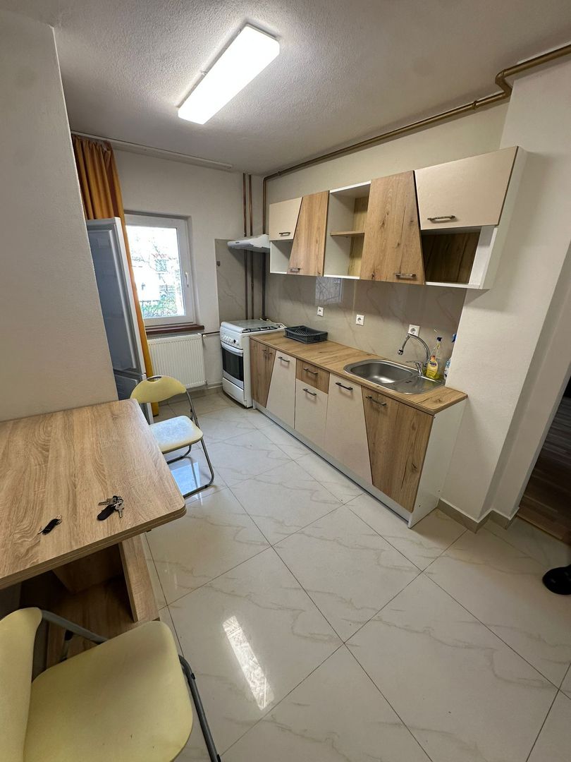 Soarelui | 2 Camere | Etaj 1 | Mobilat si Utilat | Disponibil imediat - Poză 1
