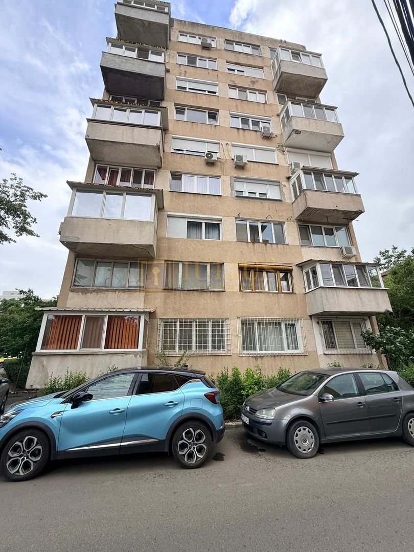 2 camere| Olimpia| apartament superb| balcon inchis| lift| centrala| - Poză 16