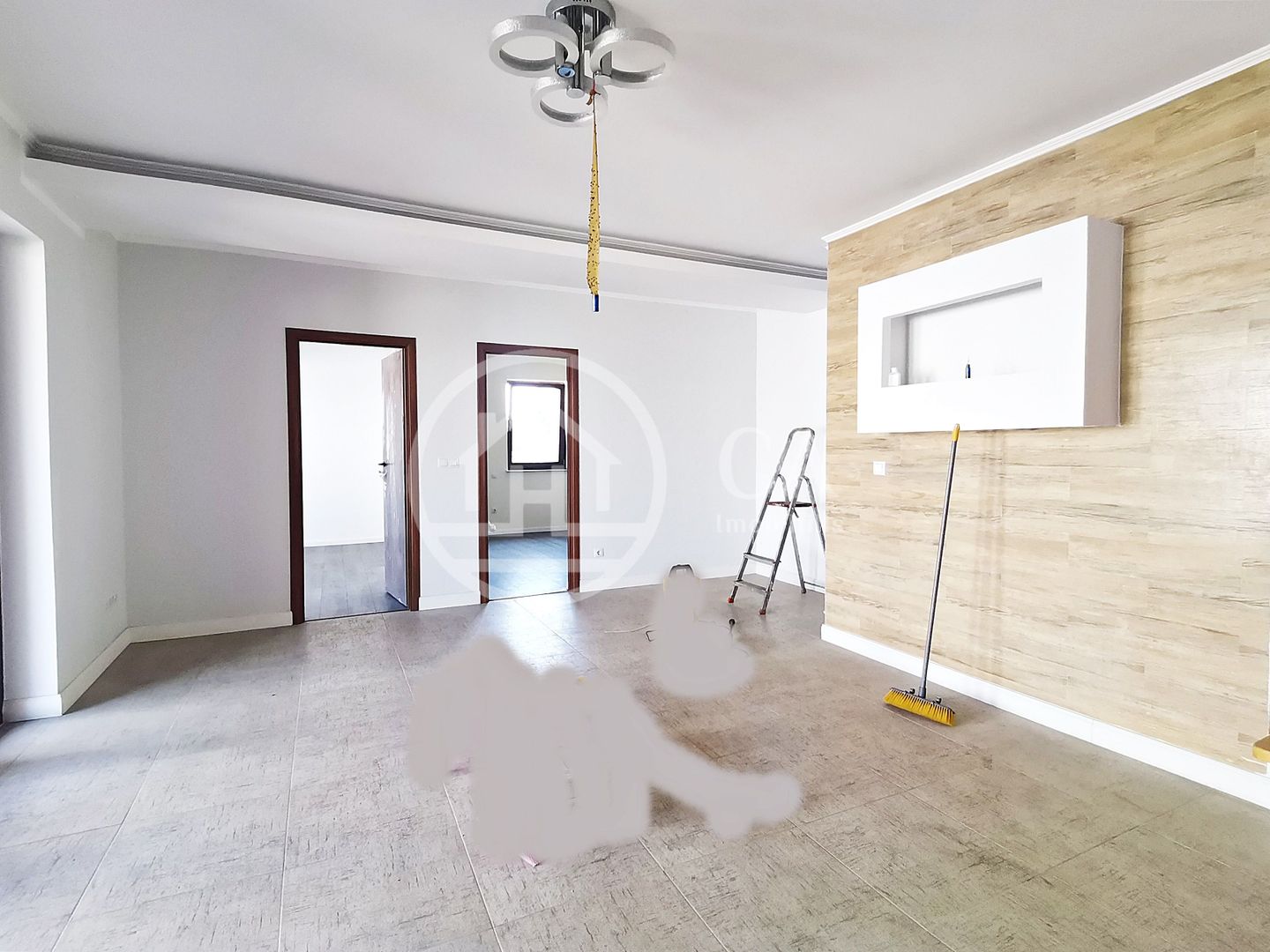 Casa de închiriat cu 7 camere în zona Dimitrie Cantemir, Oradea - Poză 2