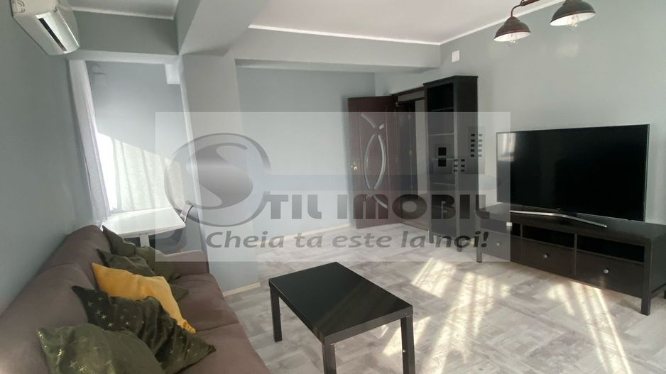 Apartament 2 camere decomandat mobilat Podul de Piatra 159000 euro - Poză 2