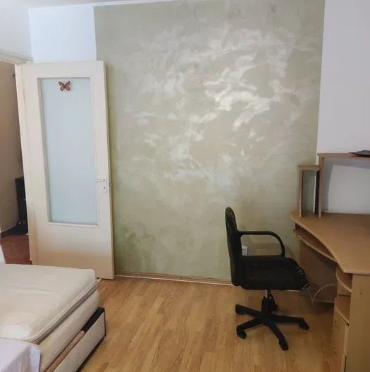 Apartament 3 camere, Micro 17 - Poză 2