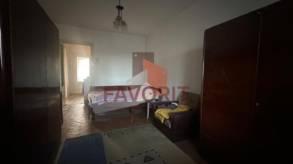 3 camere | etaj intermediar | lift | zona excelenta | boxa | - Poză 9