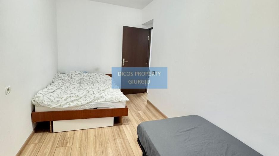 Apartament 3 camere, central - Poză 6
