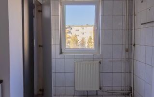 Apartament cu 4 camere - Poză 4