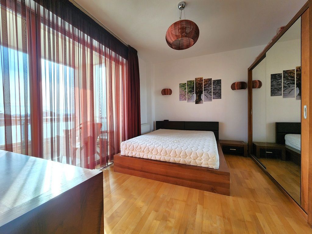 Inchiriere 4 camere Pipera 191 mp, etaj 3/3, 2 locuri de parcare - Poză 9