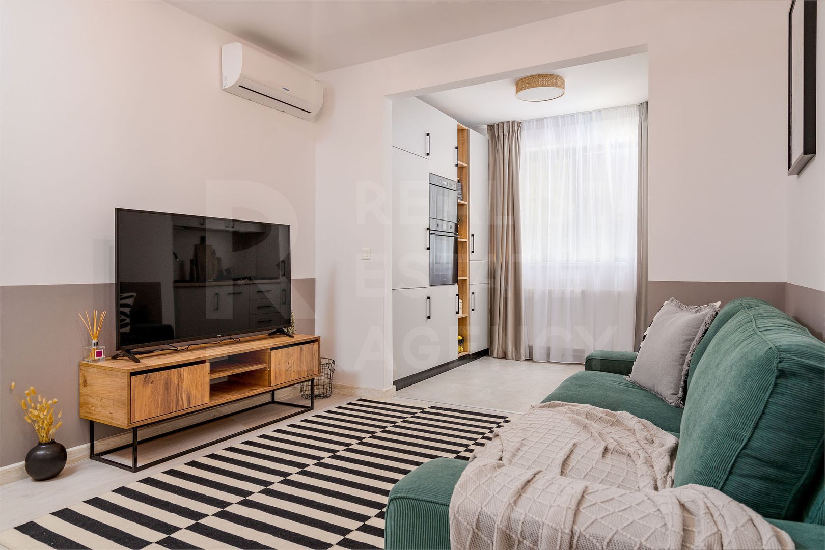 Vânzare, apartament, 2 camere tip 2E, HILS Titanium, București - Poză 7