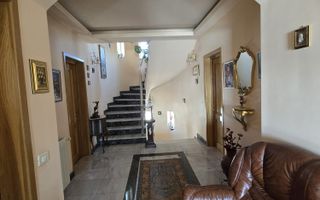 COMISION 0 Vila 9 camere cu piscina si teren 1019mp  Rond OMV Pipera - Poză 15