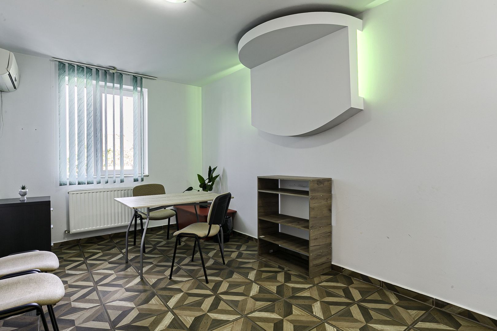 Spatiu ideal pentru afacerea ta in zona UTA Comision 0 - Poză 2