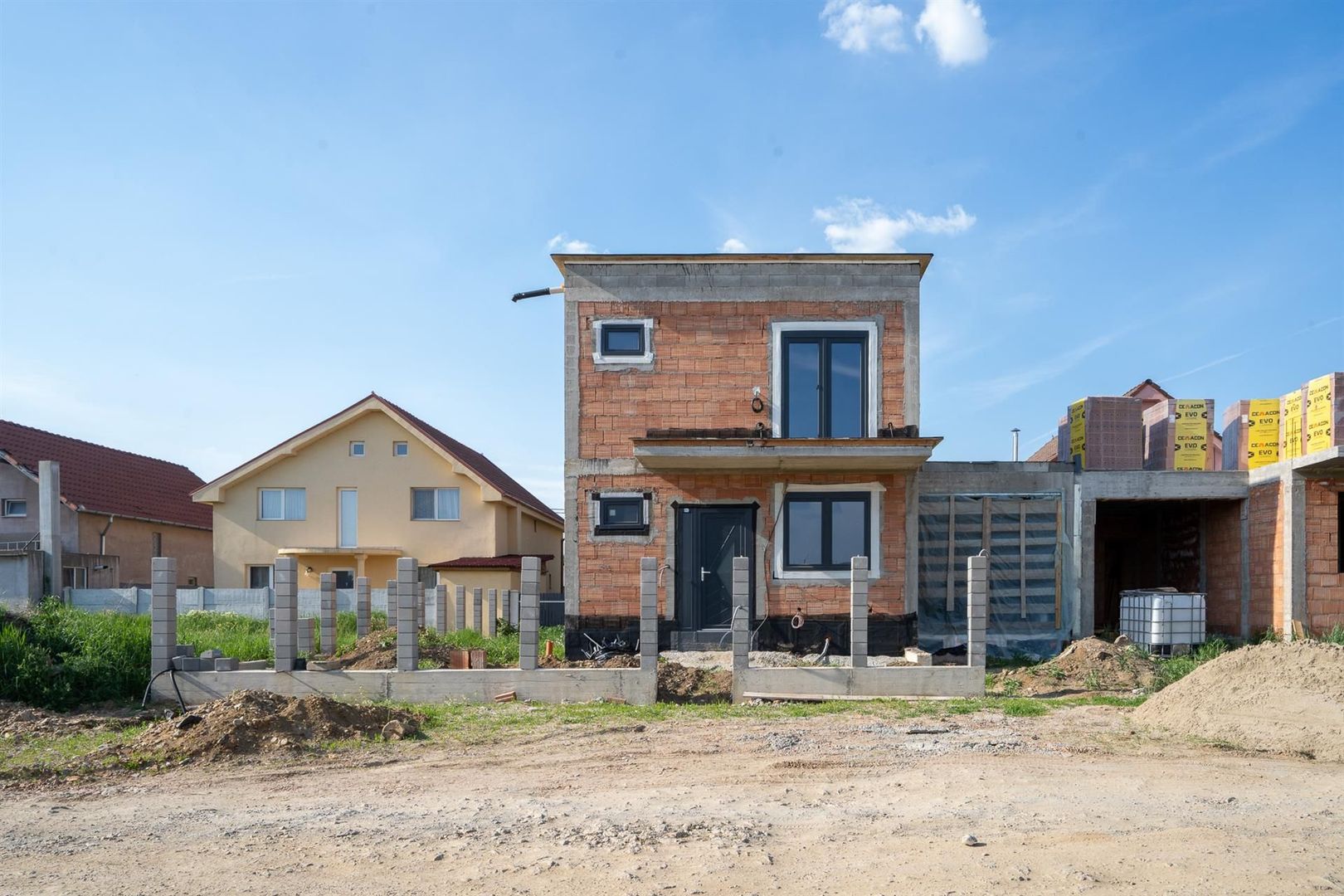 Casa in Oradea 2 dormitoare 2 bai garaj - Poză 10