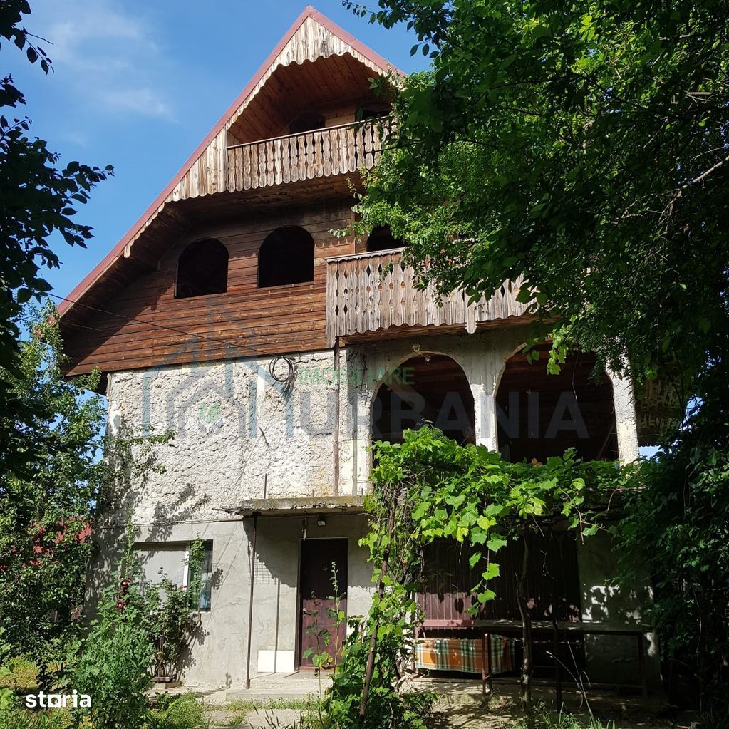 Casă cu 5 camere, mansardă și garaj în cartierul Bucium, Iași - Poză 13