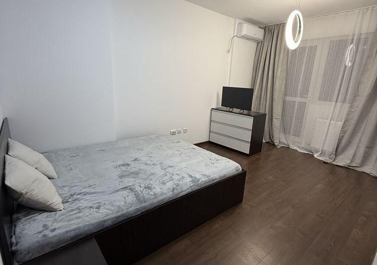 GARSONIERA BIRUINTEI, PRIMA INCHIRIERE, CURTE 9 MP, METROU 12 MINUTE - Poză 2