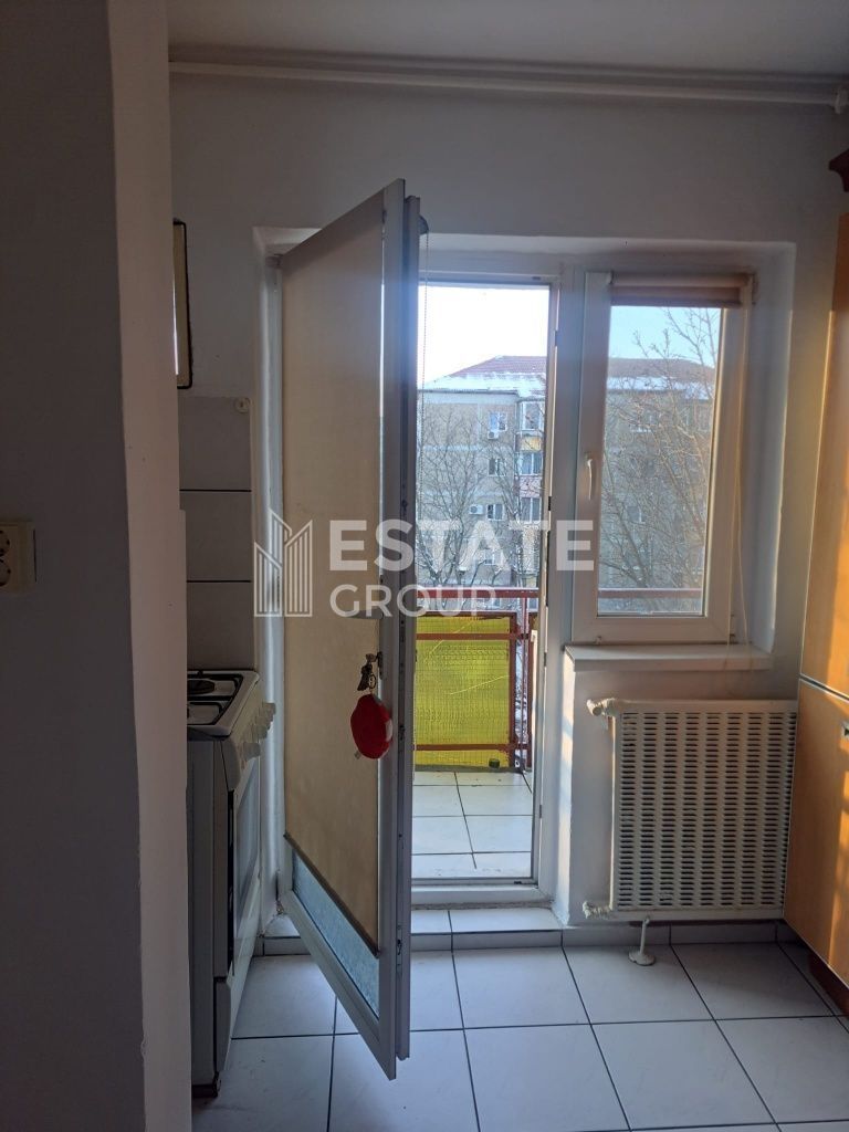 Apartament cu 2 camere si 2 balcoane decomandat, Zona Lipovei - Poză 6