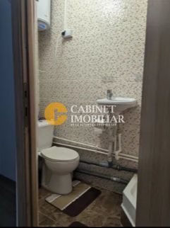 CAMERA DE CAMIN CU BAIE PROPRIE - BULEVARDUL POITIERS - Poză 5