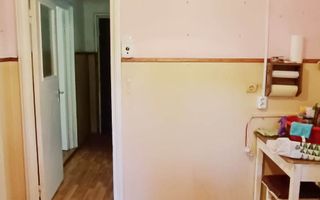 Apartament circular in cartierul astra - Poză 3
