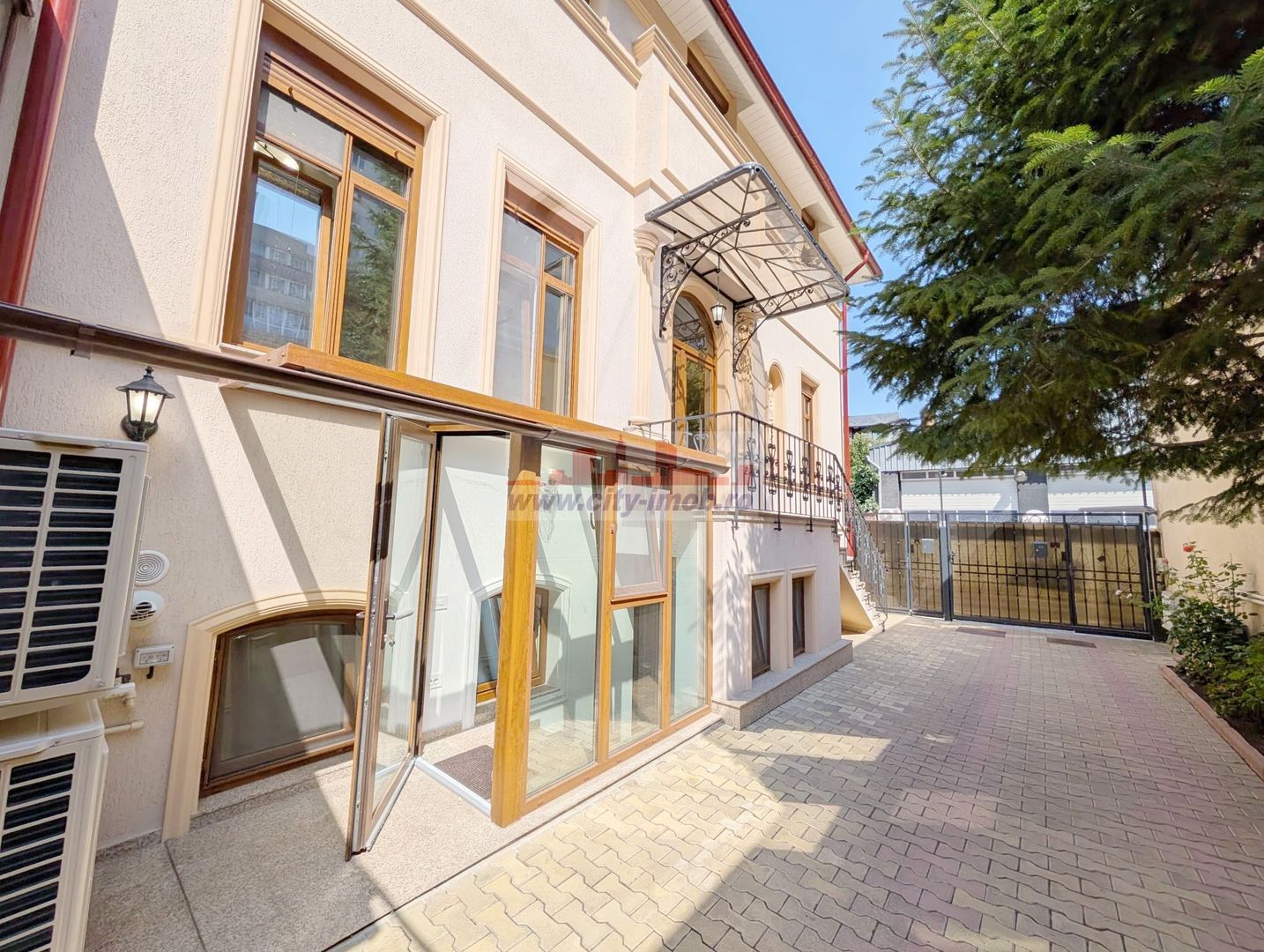 Inchiriere casa 5 camere,  Piața Victoriei,  Renovata 2025 - Poză 3