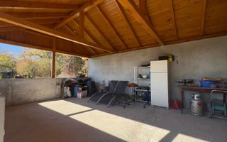 Casa de vanzare la 13 km de Onesti - Poză 12