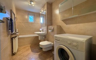 Apartament spatios cu 4 camere si garaj | Spitalul Judetean - Poză 9