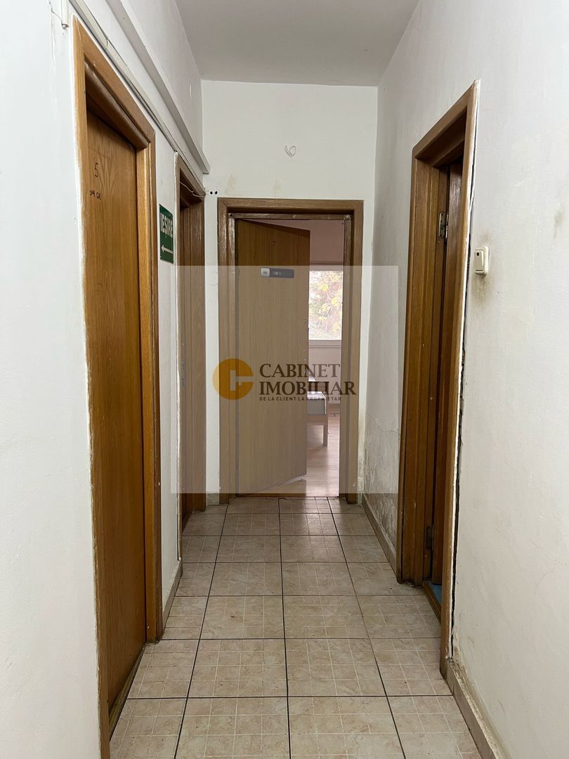 Vilă Modernă în Domenii, Aproape de Biserica Casin - Poză 13