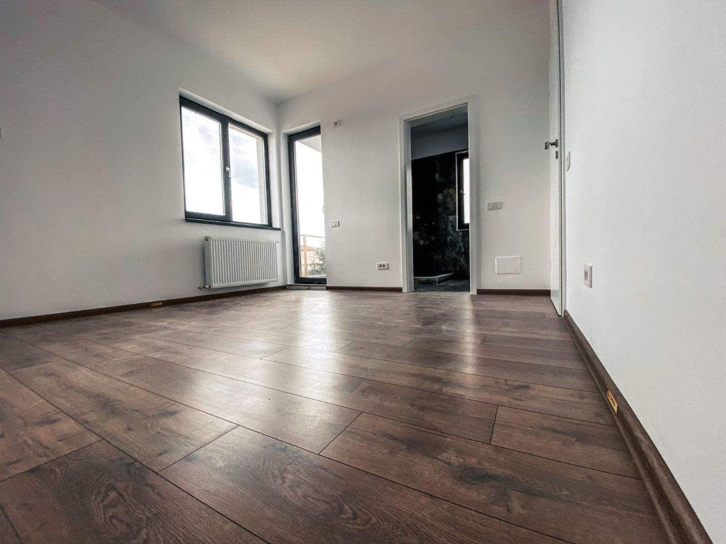 3 Camere decom-75 mp,langa statia STB,Popesti Leordeni finalizat - Poză 7