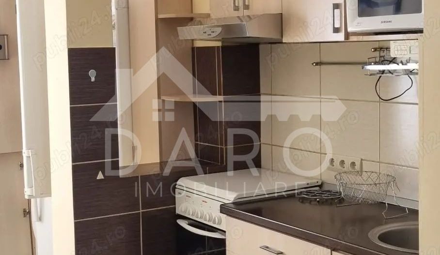 Inchiriez apartament cu 3 camere in Tudor, modificat si amenajat complet mobilat. - Poză 7
