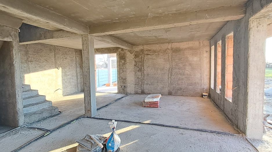 DRAGOMIRESTI VALE, CASA 4 CAMERE, teren 415 mp, utilitati, COMISION 0% - Poză 1